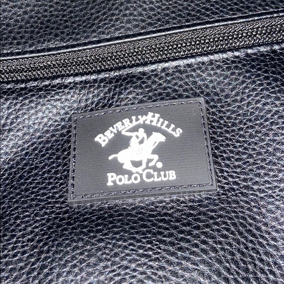 Backpack - Picture 3 of 5